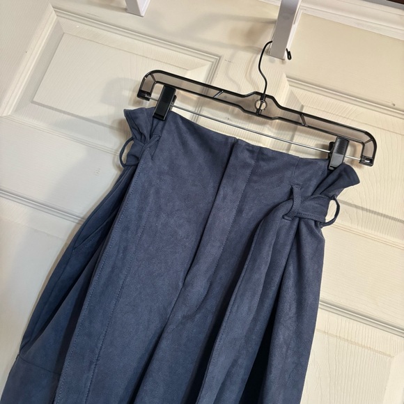 White House Black Market Faux UltraSuede Paperbag Waist Tapered Ankle Pant - Picture 6 of 14